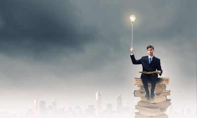 洛阳二外小学一年级开设英语课吗