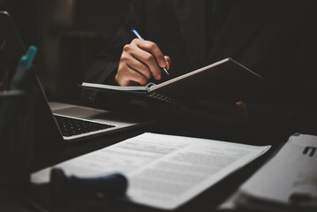 洛阳二外小学一年级开设英语课吗